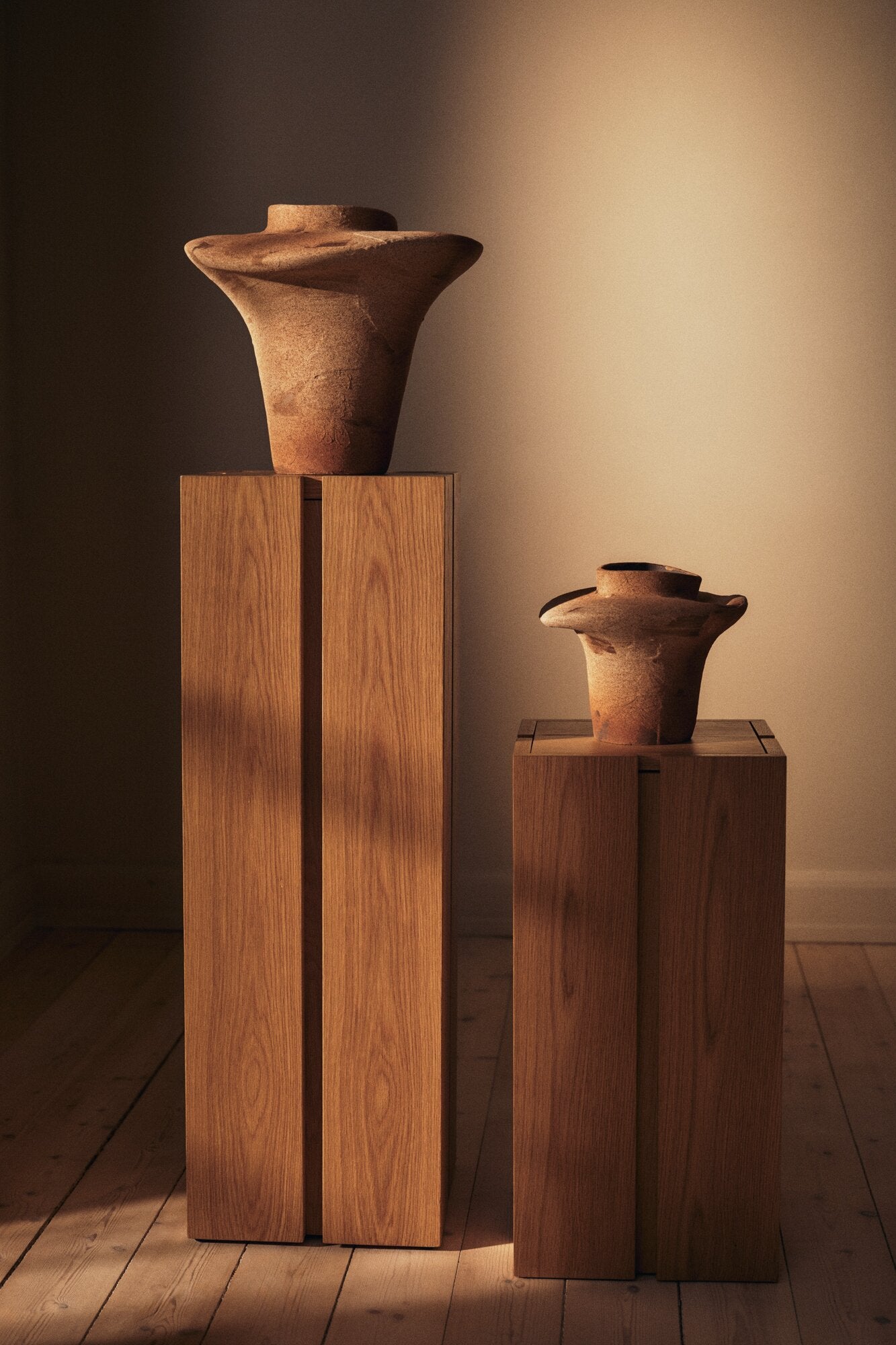 Evio vase, H22 cm - Burnt Umber